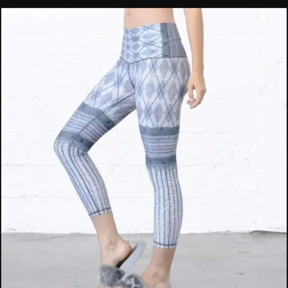 Niyama Sol Beachcomber Eleanor Crop Capri Leggings, Blue, S - Picture 3 of 7